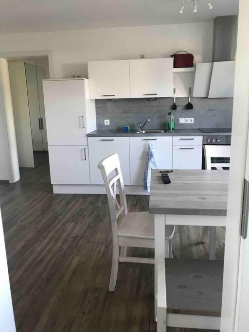 3 Zimmer Neubauwohnung In Der Schwaebischen Toskana Loewenstein Ngoại thất bức ảnh